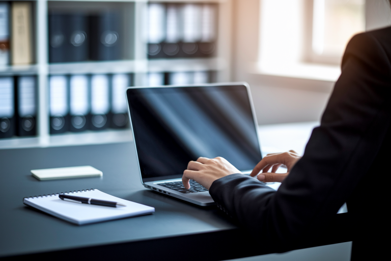 Lettre de Motivation Assistante Commerciale : Exemples et Conseils pour Réussir